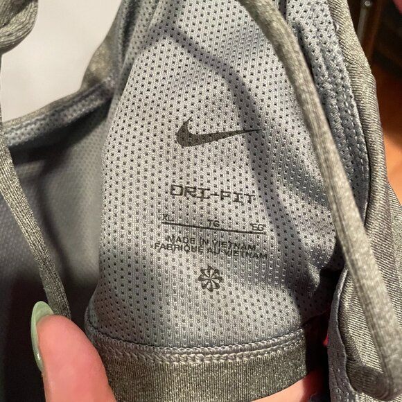 Nike Sports Bra - Picture 3 of 3